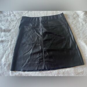 Max Studio Classic Black Faux Leather Skirt, Small